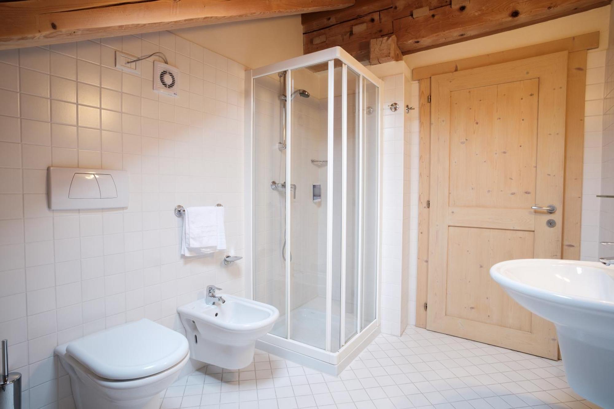 Casa Moresc Spiazzo Szoba fotó