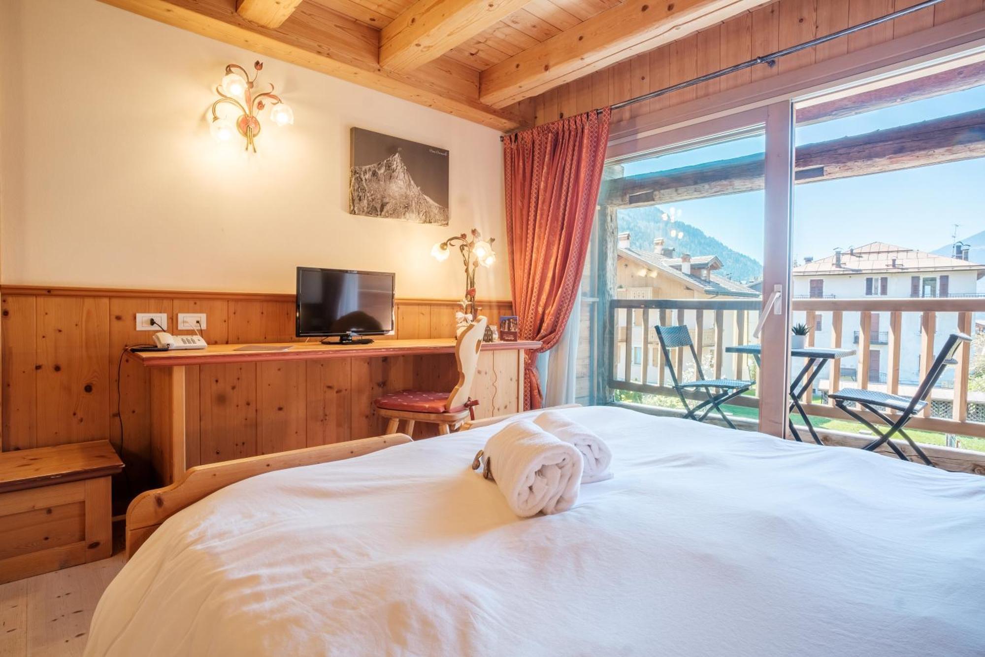 Casa Moresc Spiazzo Kültér fotó